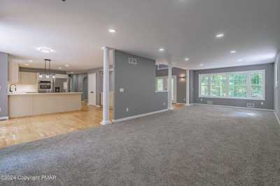 Home For Sale in Effort, Pennsylvania