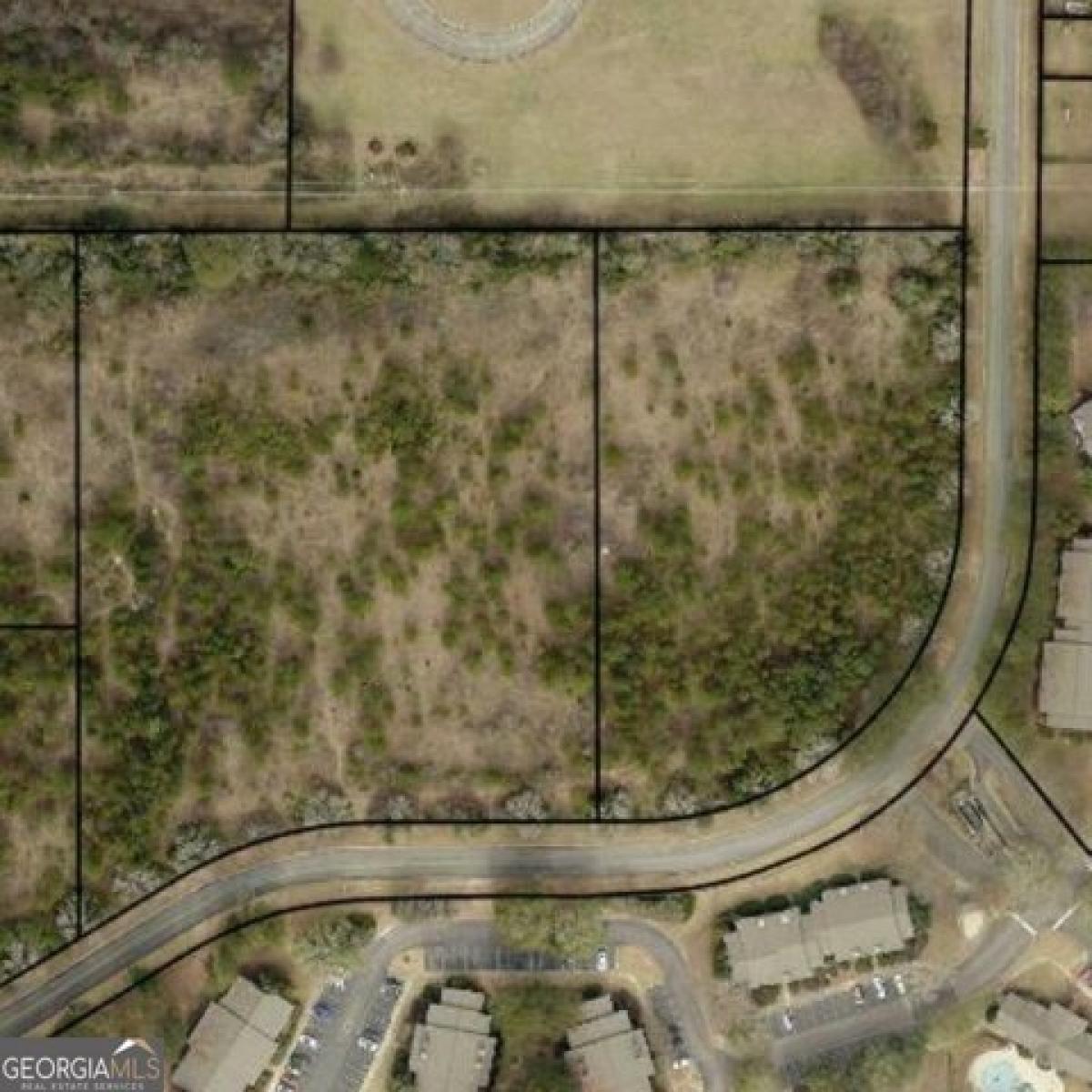 Picture of Residential Land For Sale in Warner Robins, Georgia, United States