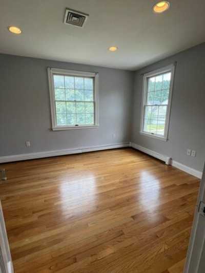 Home For Rent in Newton, Massachusetts