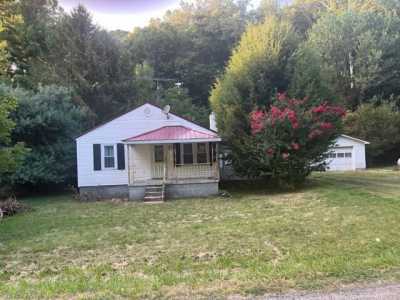 Home For Sale in Jackson, Ohio