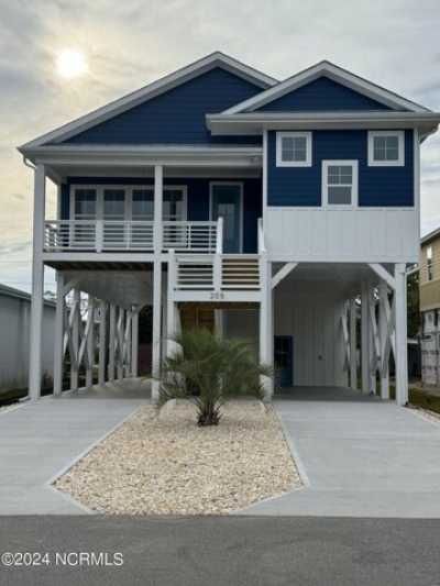 Home For Sale in Kure Beach, North Carolina