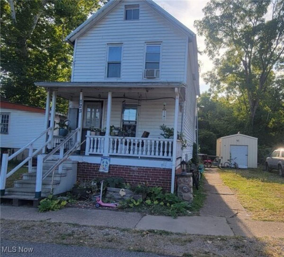 Picture of Home For Sale in Marietta, Ohio, United States