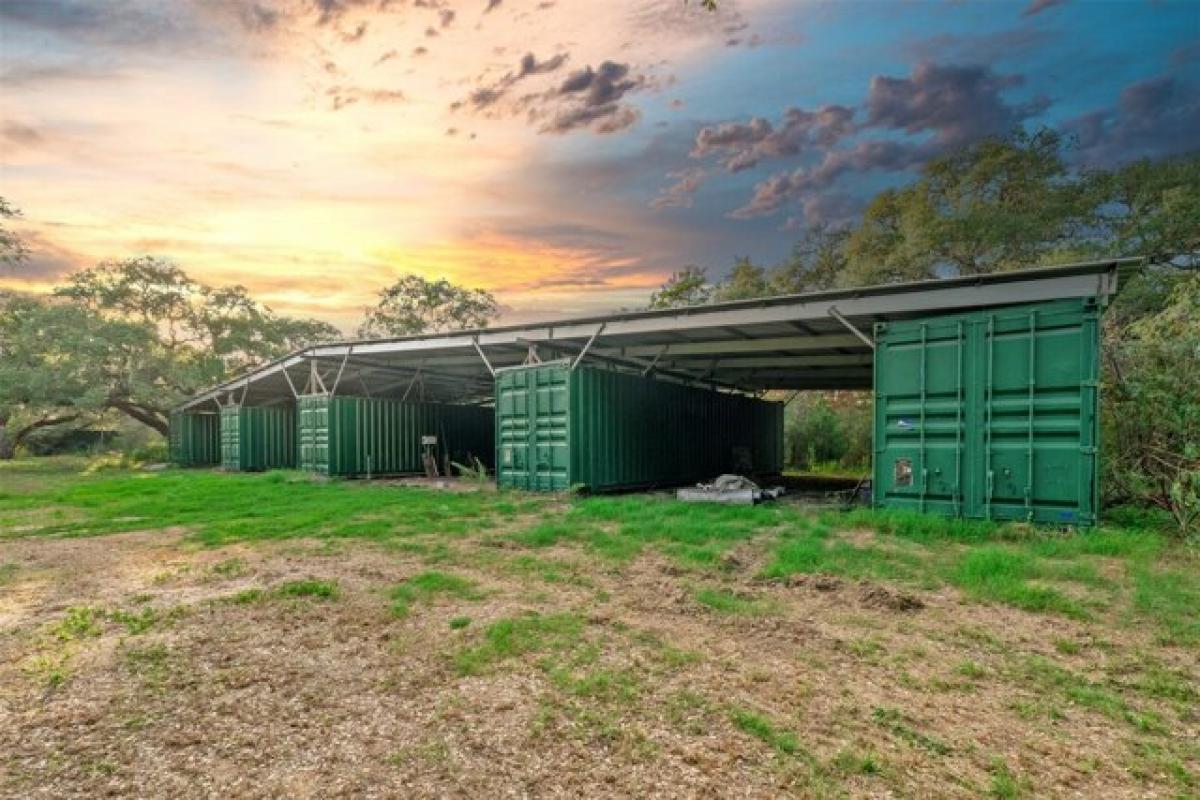 Picture of Residential Land For Sale in Columbus, Texas, United States