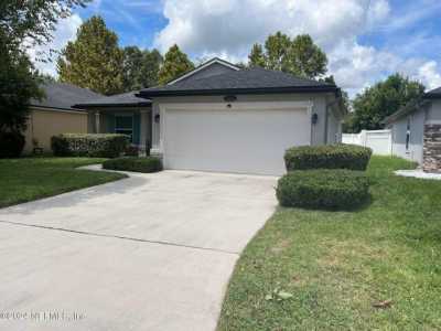 Home For Rent in Orange Park, Florida