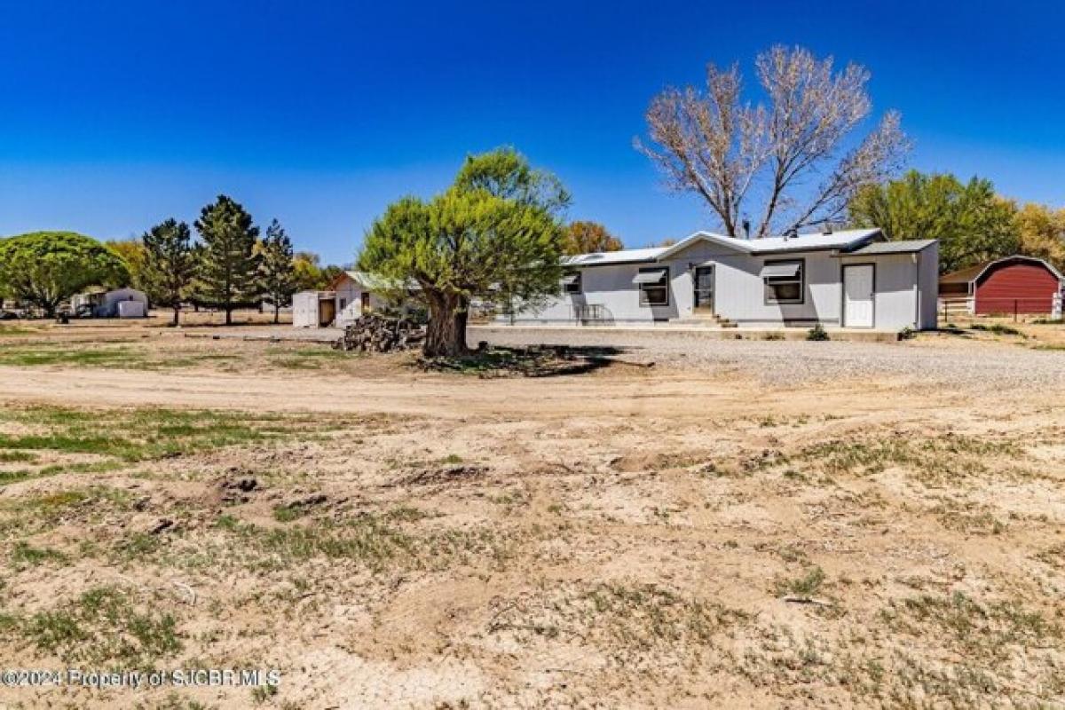 Picture of Home For Sale in Aztec, New Mexico, United States