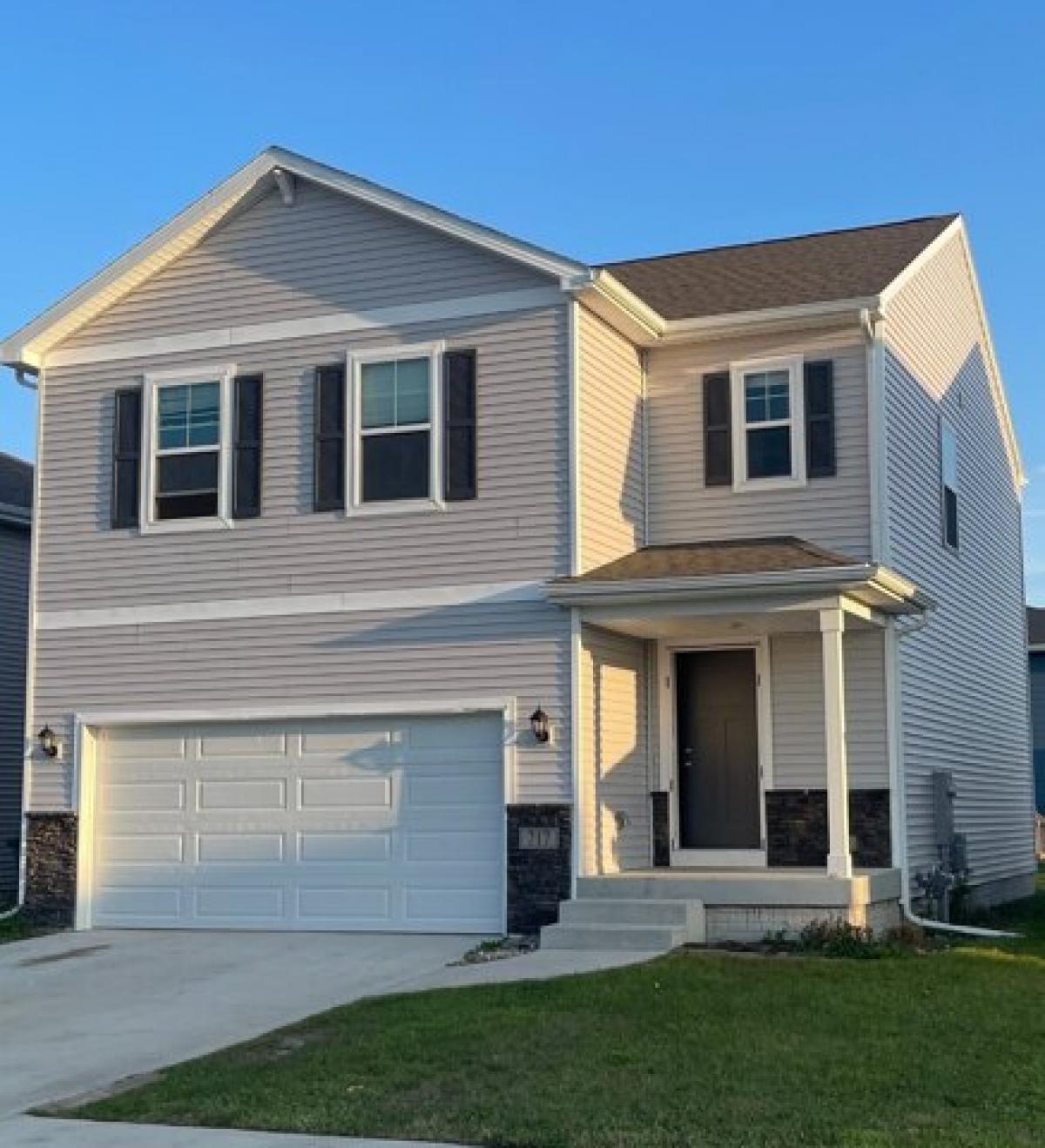 Picture of Home For Sale in Bondurant, Iowa, United States