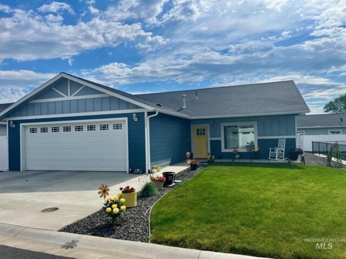 Picture of Home For Sale in Lewiston, Idaho, United States