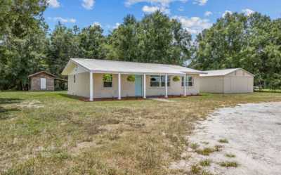 Home For Sale in Lake City, Florida