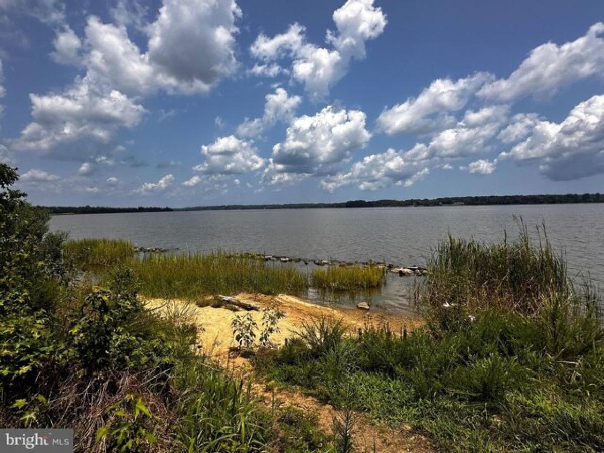 Picture of Home For Sale in Aquasco, Maryland, United States