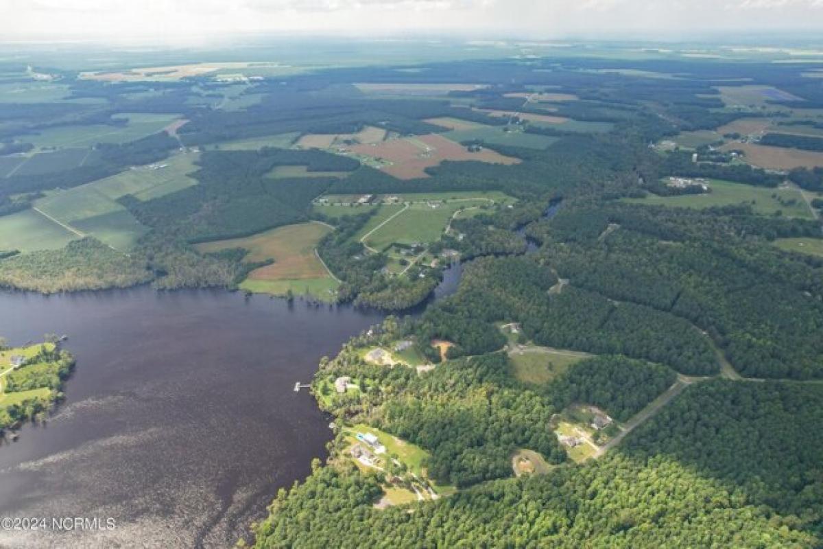 Picture of Residential Land For Sale in Hertford, North Carolina, United States