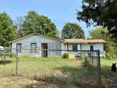 Home For Sale in Overton, Texas