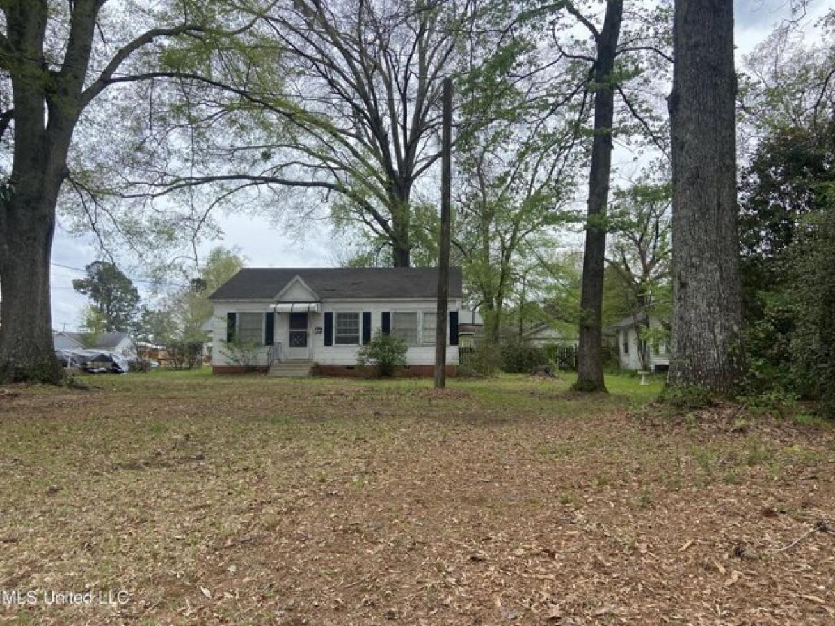 Picture of Home For Sale in Union, Mississippi, United States