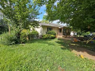 Home For Sale in Mcminnville, Tennessee