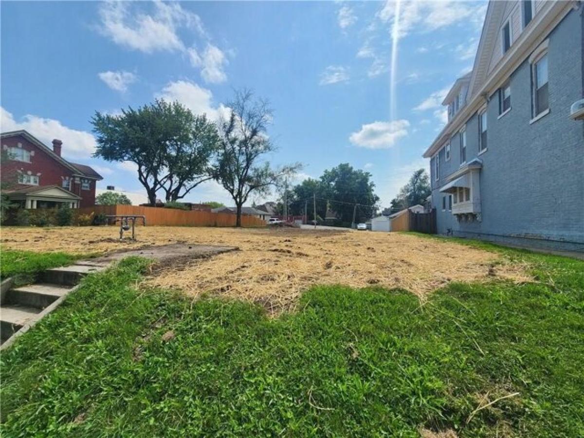 Picture of Residential Land For Rent in Saint Joseph, Missouri, United States