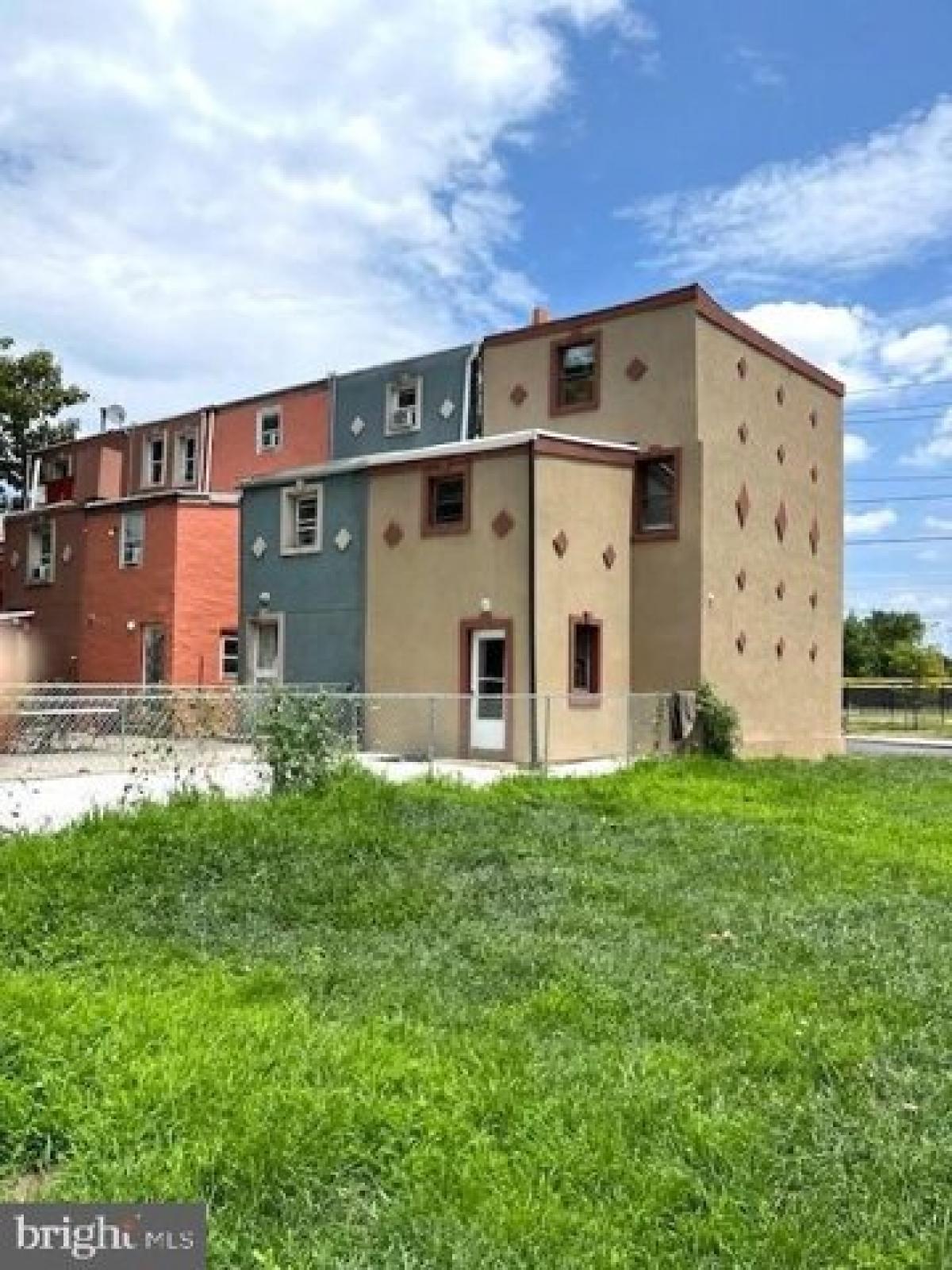 Picture of Home For Sale in Camden, New Jersey, United States