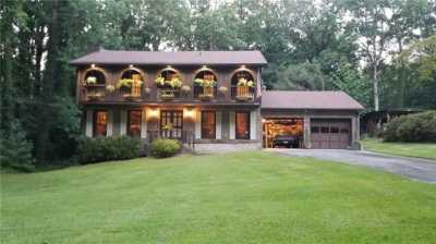 Home For Sale in Lilburn, Georgia