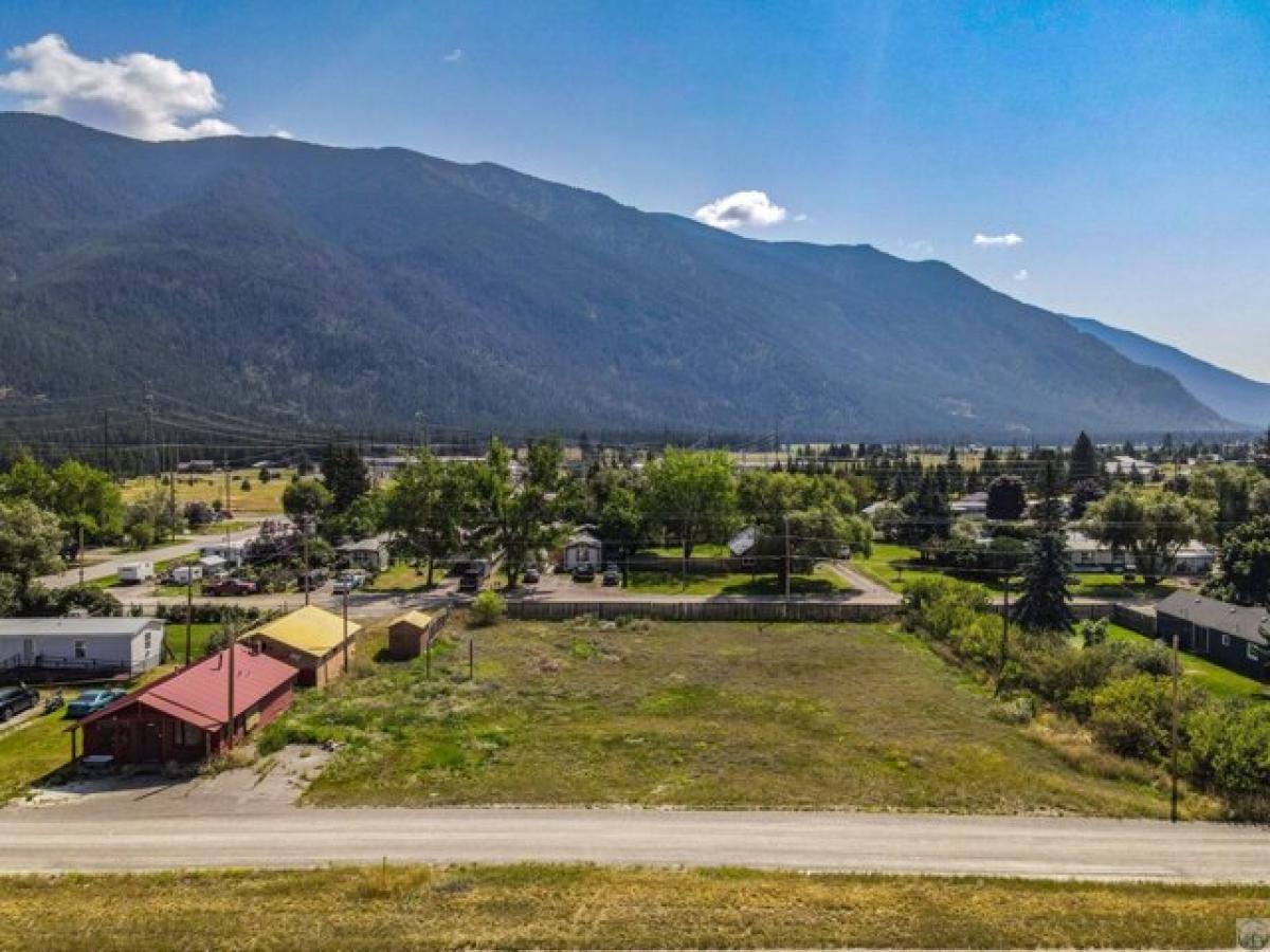 Picture of Residential Land For Sale in Columbia Falls, Montana, United States