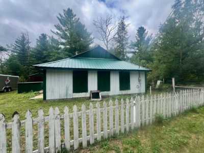 Home For Sale in Baldwin, Michigan