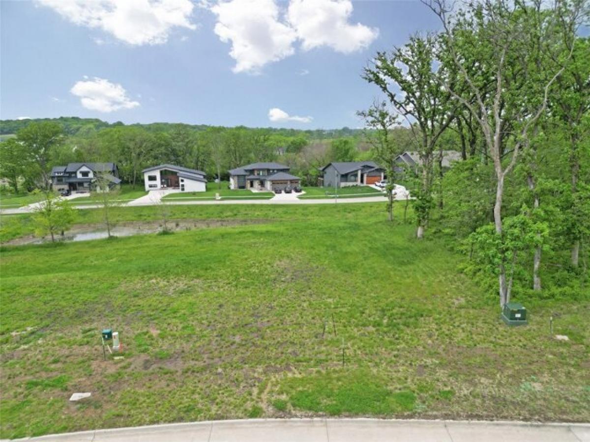 Picture of Residential Land For Sale in West Des Moines, Iowa, United States