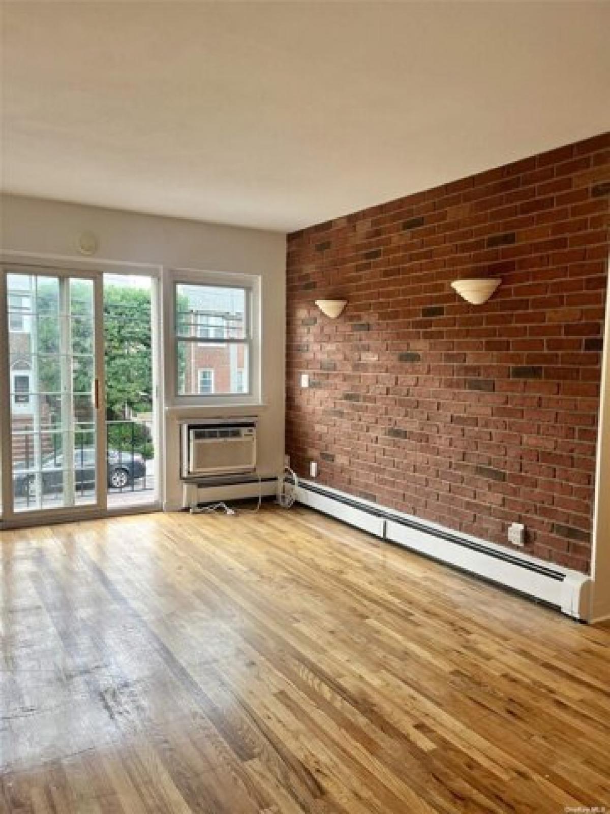 Picture of Home For Rent in Astoria, New York, United States