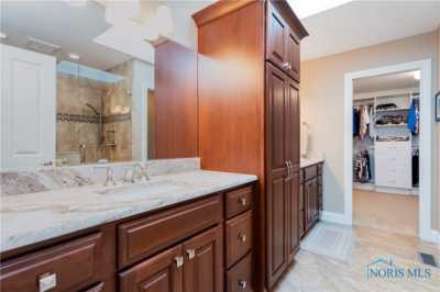 Home For Sale in Maumee, Ohio