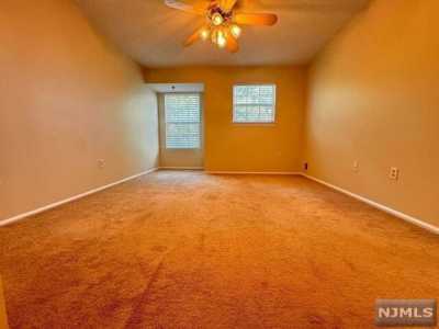 Home For Rent in Mahwah, New Jersey