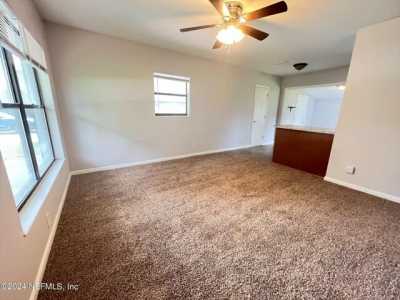 Home For Rent in Orange Park, Florida