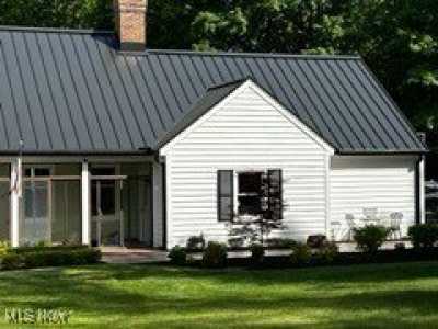 Home For Sale in Gates Mills, Ohio