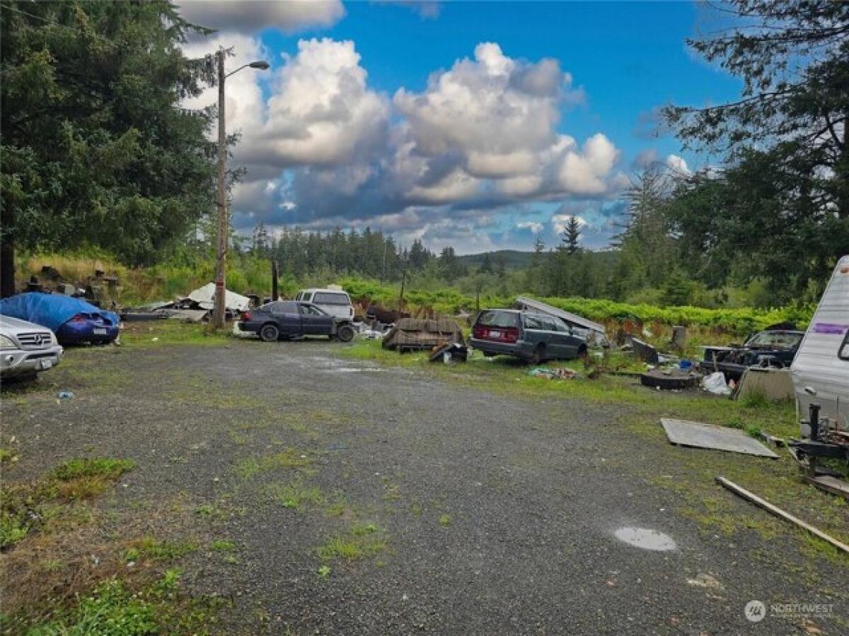 Picture of Residential Land For Sale in Hoquiam, Washington, United States