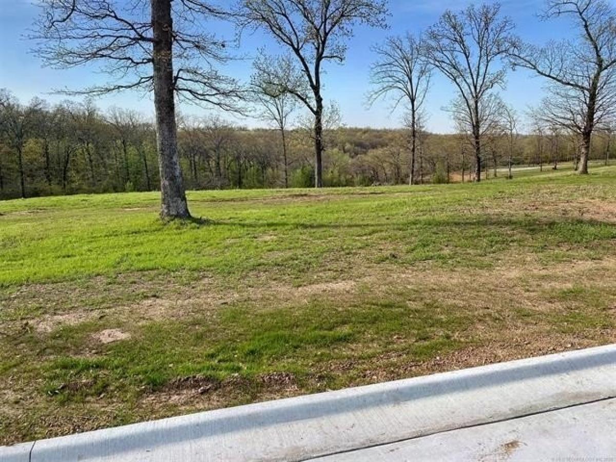 Picture of Residential Land For Sale in Tahlequah, Oklahoma, United States