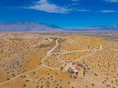 Home For Sale in Desert Hot Springs, California