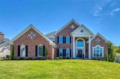 Home For Sale in Chesterfield, Missouri