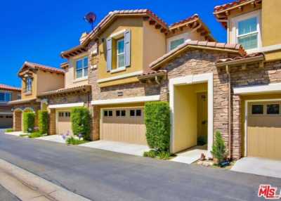 Home For Rent in Chatsworth, California