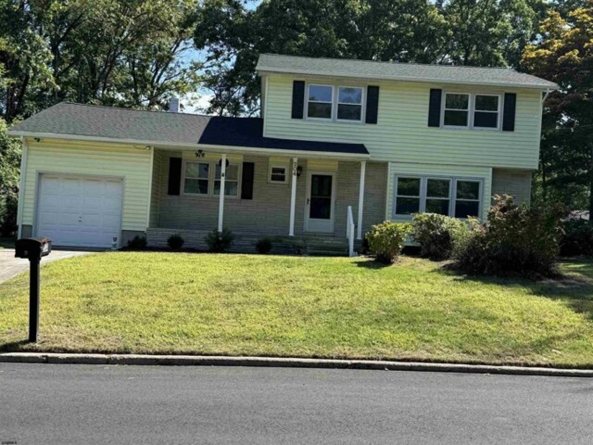 Picture of Home For Sale in Egg Harbor Township, New Jersey, United States