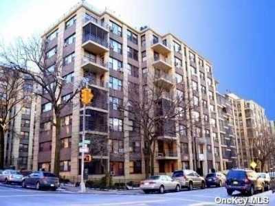 Home For Sale in Rego Park, New York