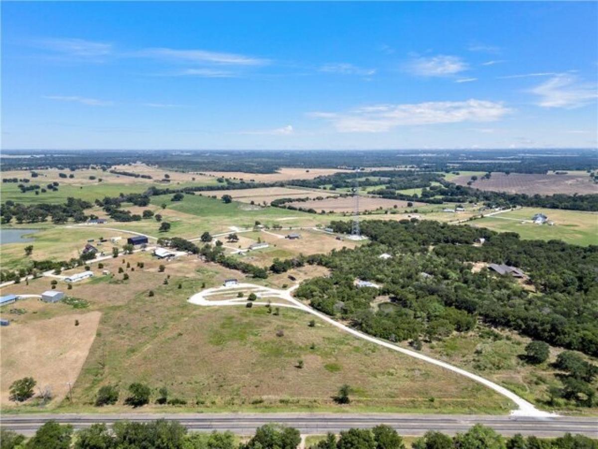 Picture of Residential Land For Sale in Waco, Texas, United States