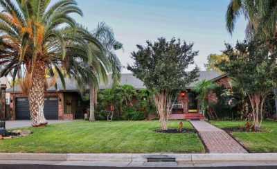 Home For Sale in Tulare, California