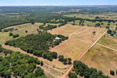 Residential Land For Sale in Nocona, Texas