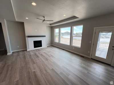 Home For Sale in Hooper, Utah