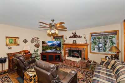 Home For Sale in Running Springs, California