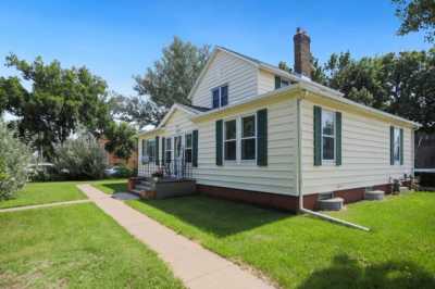 Home For Sale in Aberdeen, South Dakota