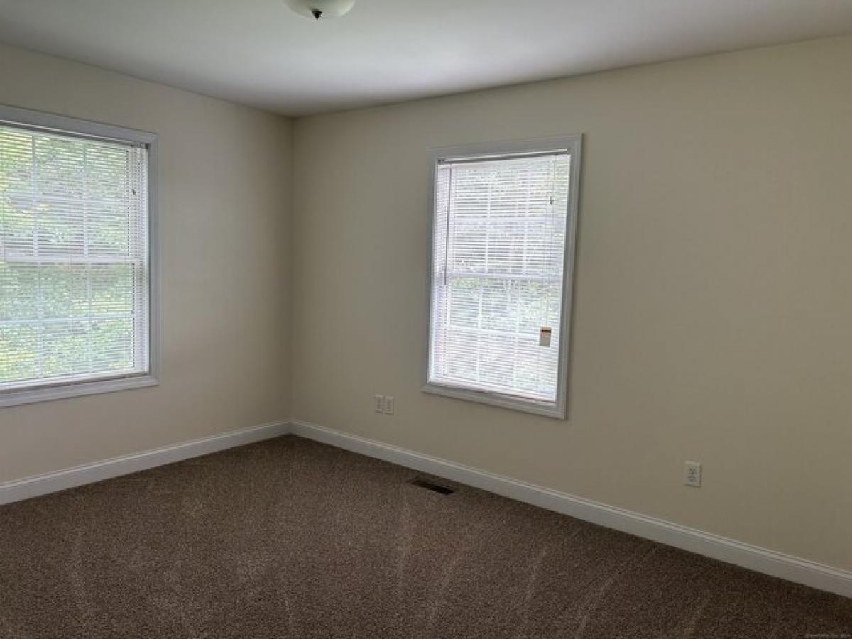 Picture of Home For Rent in Plainville, Connecticut, United States