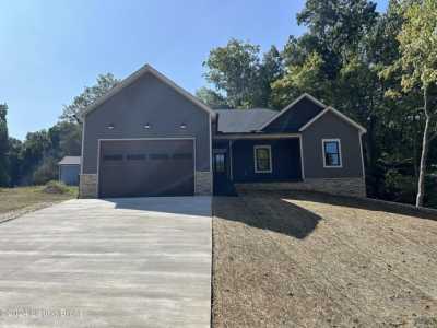 Home For Sale in Brandenburg, Kentucky