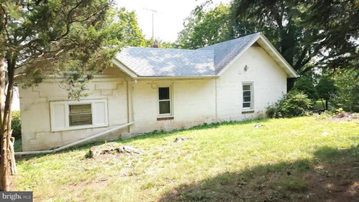 Picture of Home For Sale in Spring City, Pennsylvania, United States