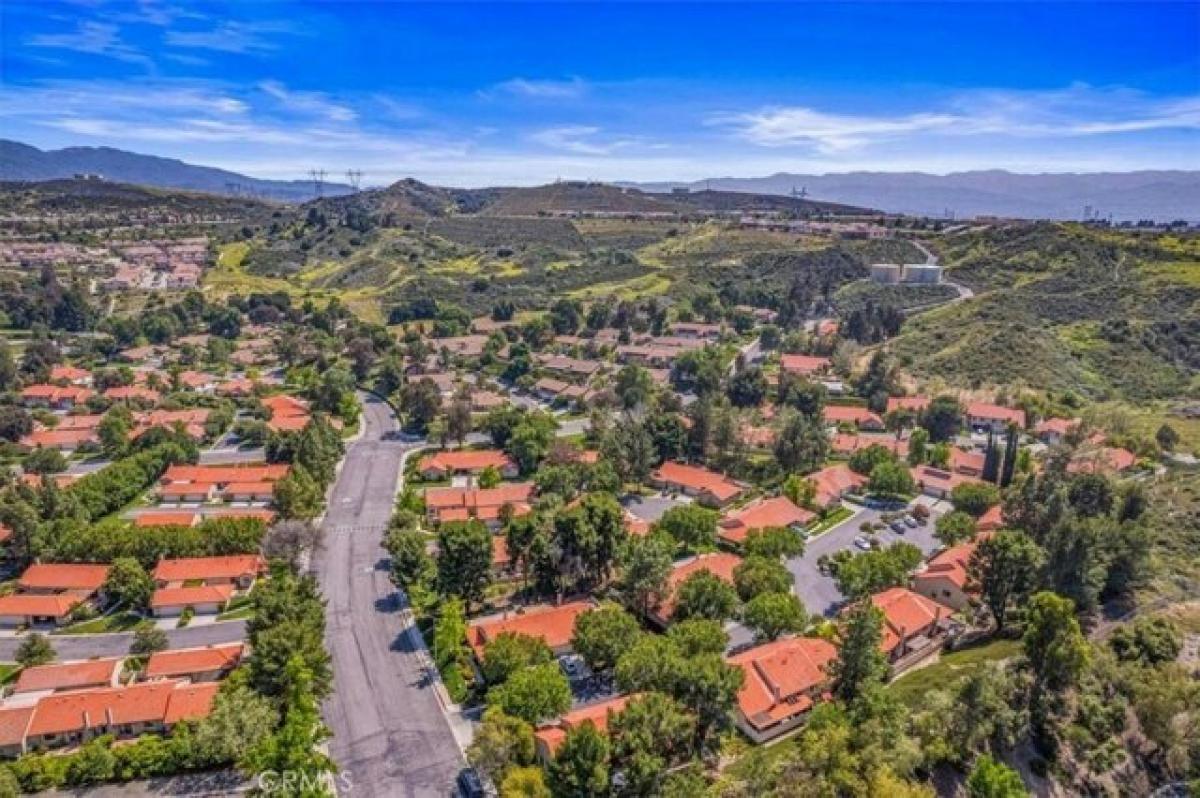 Picture of Home For Sale in Newhall, California, United States