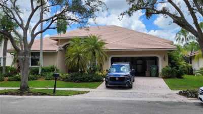 Home For Rent in Weston, Florida