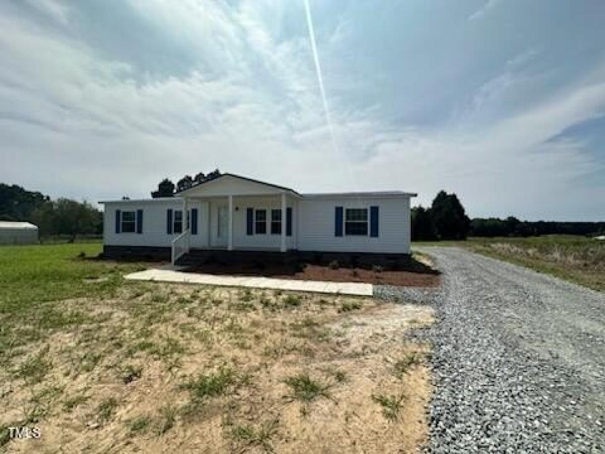 Picture of Home For Sale in Selma, North Carolina, United States