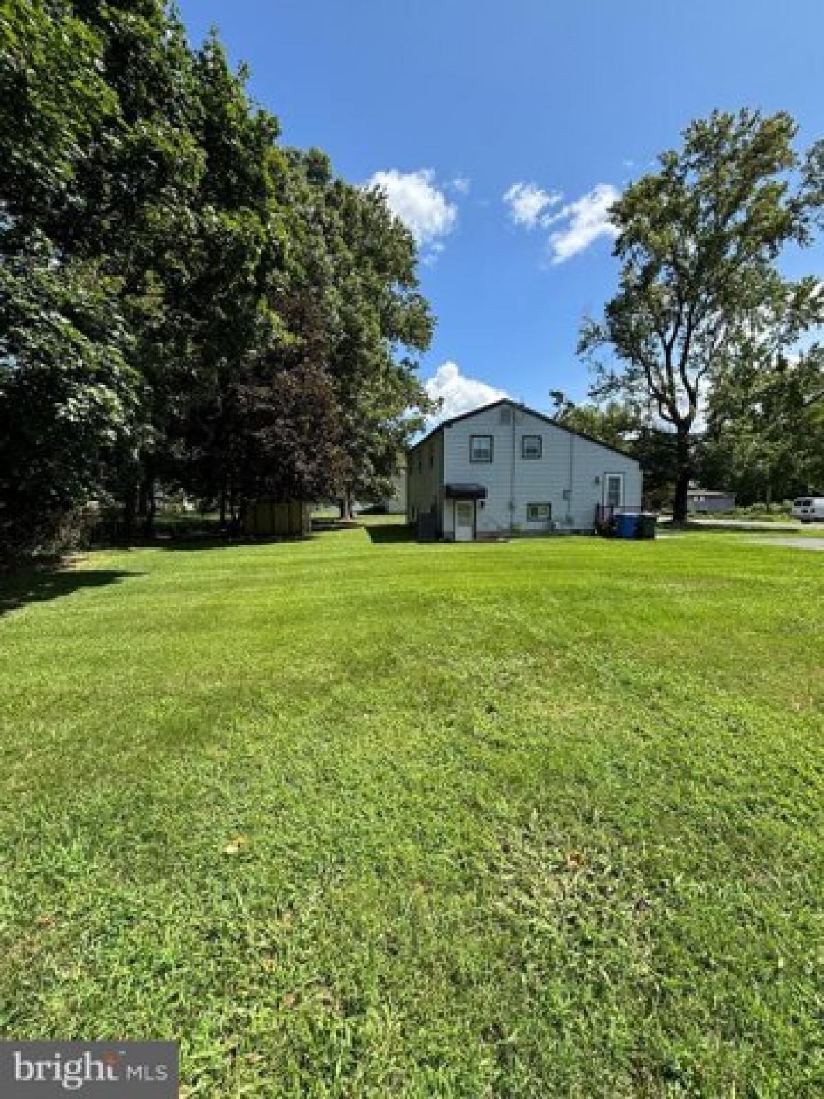 Picture of Home For Sale in Glassboro, New Jersey, United States