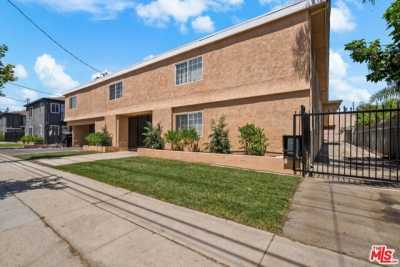 Home For Sale in North Hollywood, California