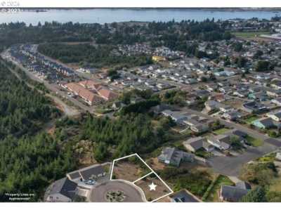 Residential Land For Sale in Coos Bay, Oregon